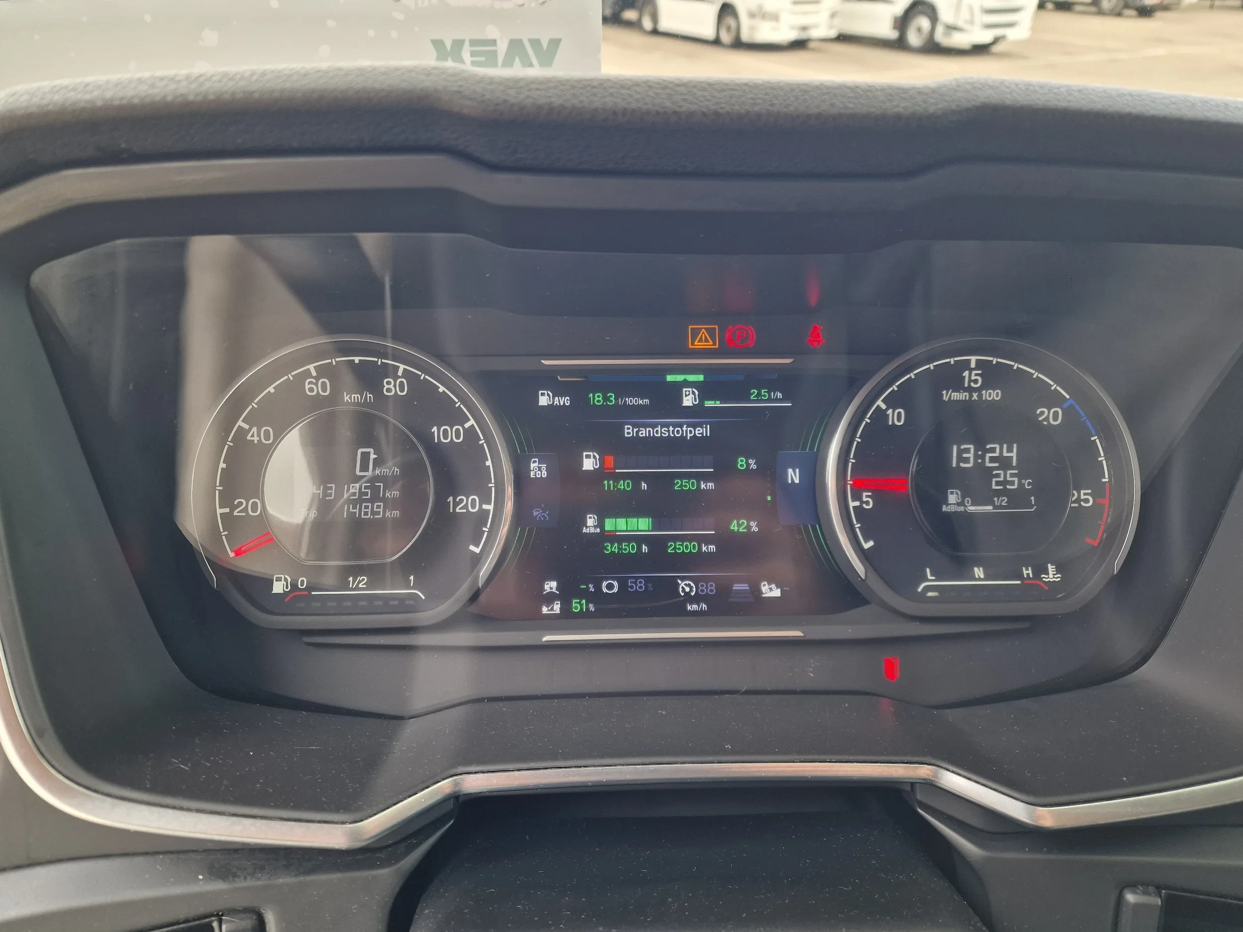 Scania S 2022 - 530S V8 NGS Highline 4x2 - Retarder - Night clima - 2x tank - Led image 17