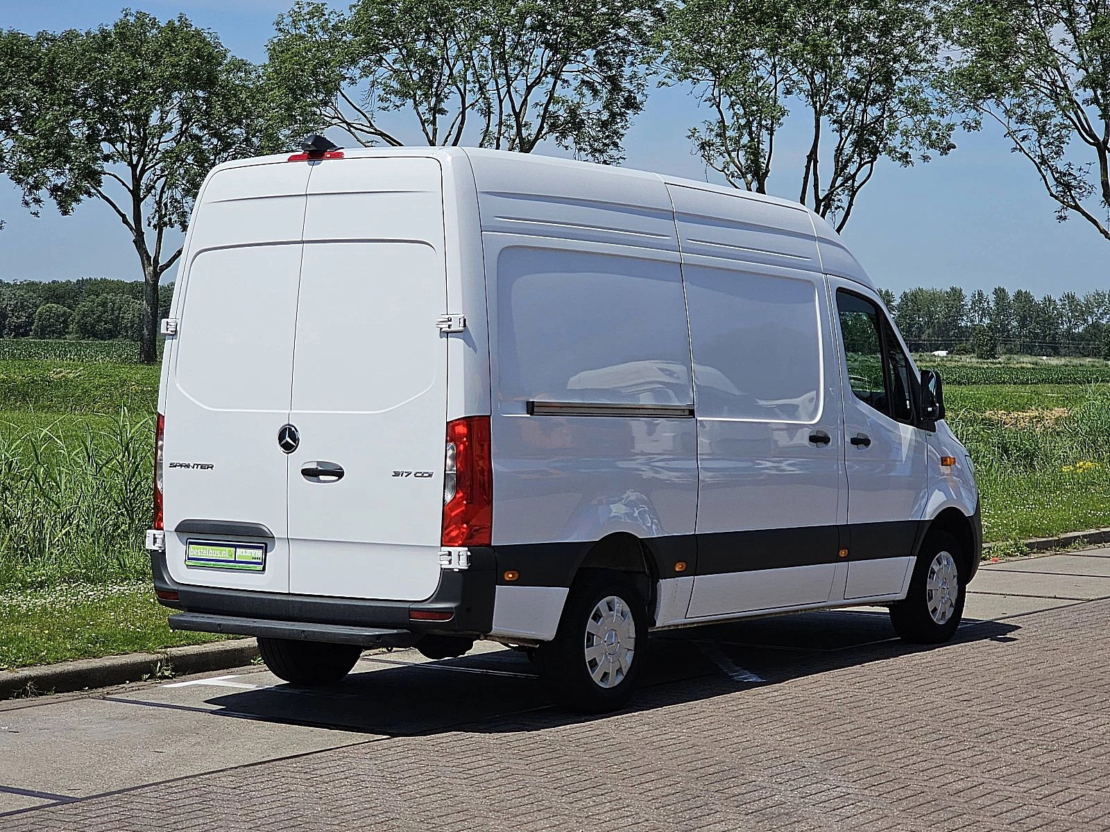 Mercedes-Benz Sprinter 2024 - 317 obrázek 3