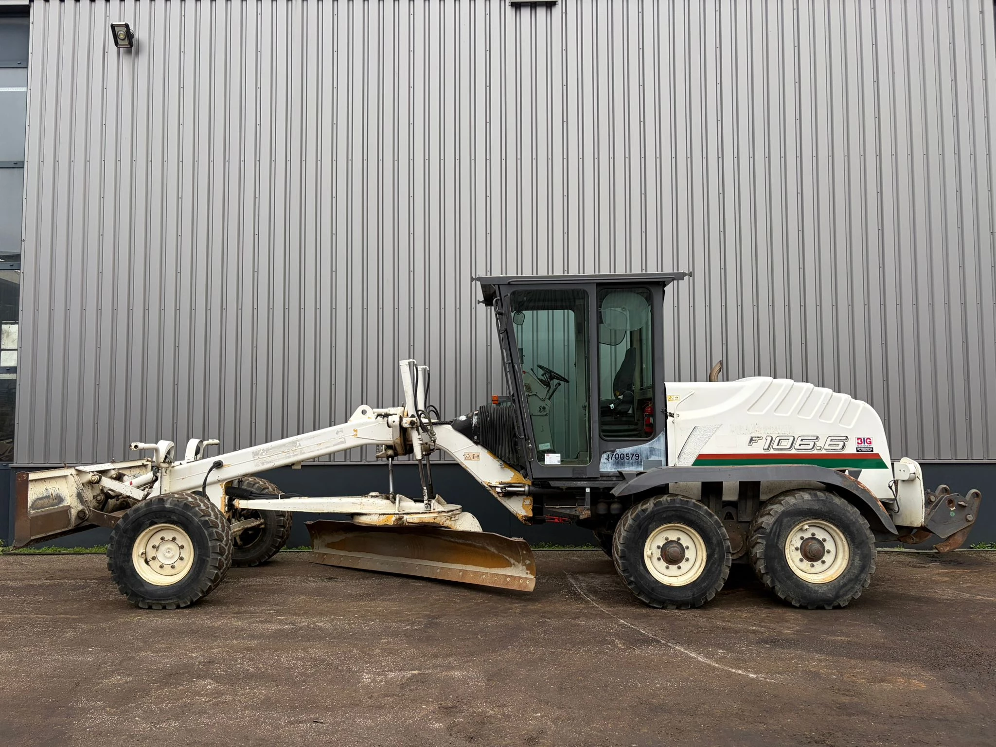 New Holland F106.6/A 2007 afbeelding 1