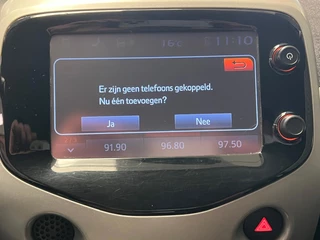 Toyota Aygo 2015 - 1.0 VVT-i x-clusiv 2e Eigenaar - Achtercamera - Airco bild 20