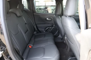 Jeep Renegade 2024 - 1.5T E-HYBRID S / Leder / 19 Inch / Apple Carplay afbeelding 26