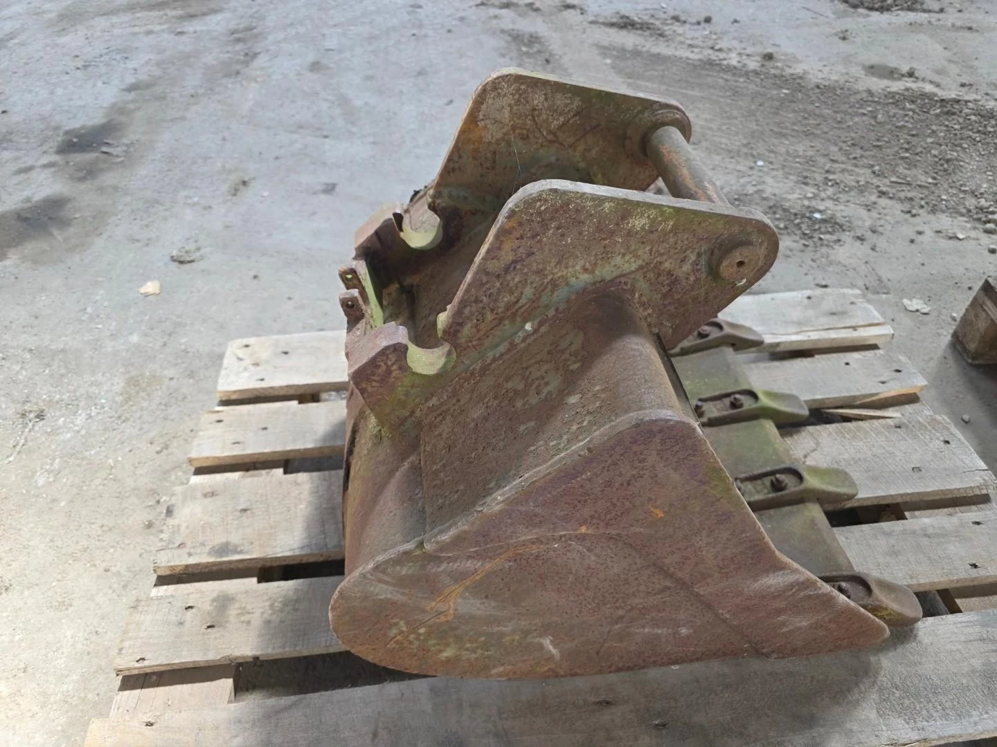 New Holland Excavator bucket obrázek 4