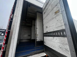 Mercedes-Benz Antos 2016 - Refrigerated Box | Tail Lift | Low mileage | 2016 obrazek 11