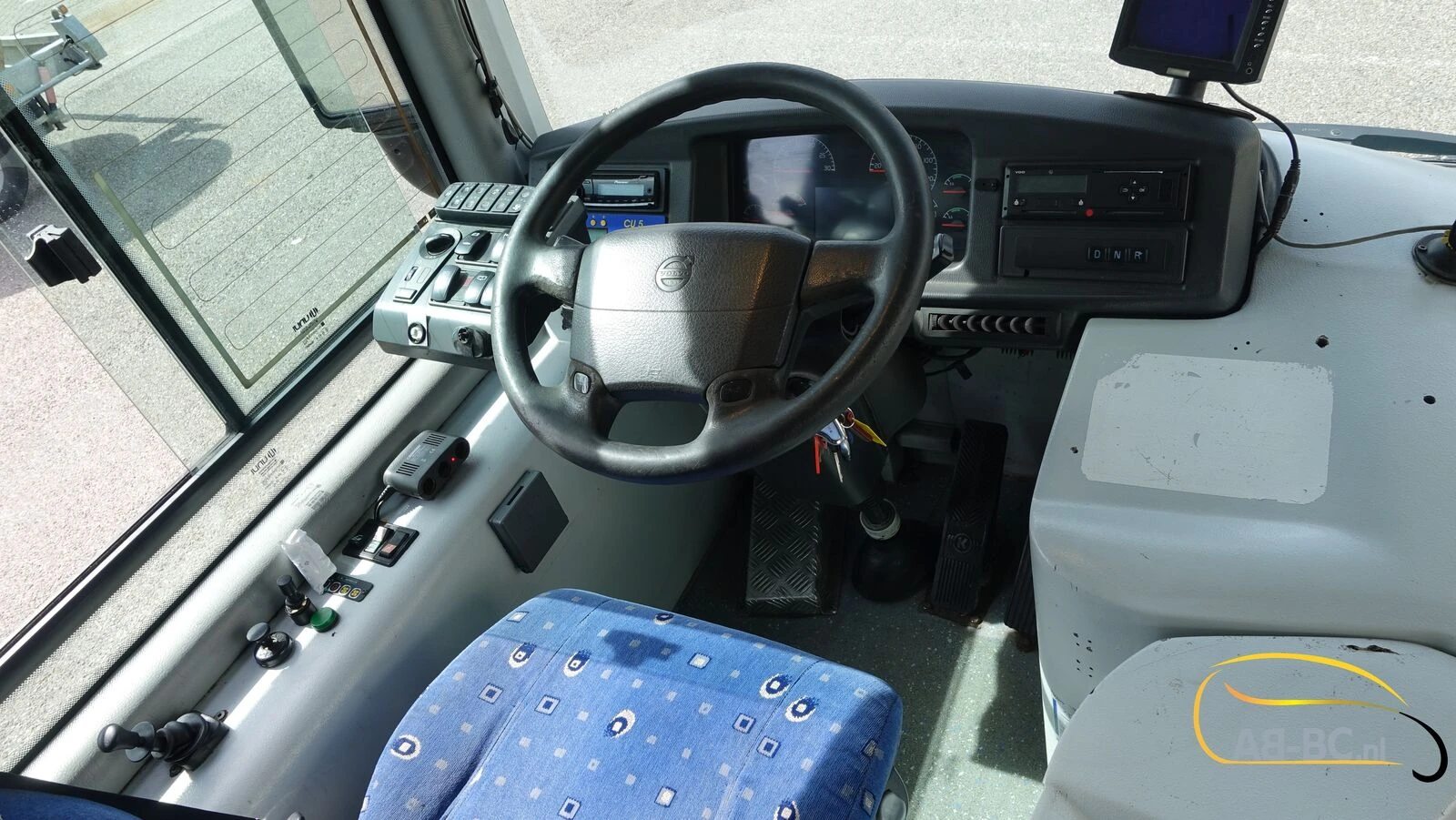 Volvo UNVI SIGHTSEEING (2 pieces available) EURO 5 2009 afbeelding 35