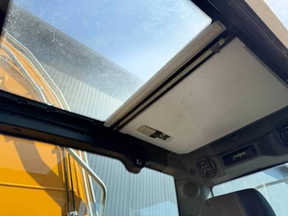 Liebherr N/A 2014 - R922 SLC image 43