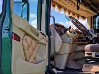 Scania S 2019 - S580 Highline - Full spec - Show truck - BUFFL interior - Retarder - Full air - Night clima image 56