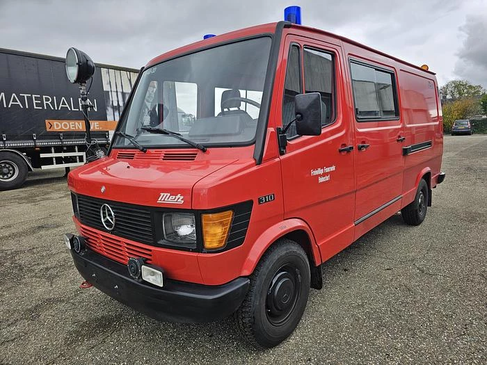 Mercedes-Benz 310 KA | BENZINE | IDEAAL ALS CAMPER | ALS NIEUW |18000 KM. 1993 afbeelding 1