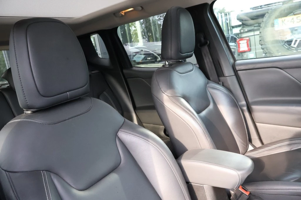 Jeep Renegade 2022 - 4XE 240 HYBRID S / Leder / Panoramadak / 19 inch afbeelding 27