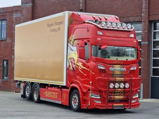 Scania S 2017 - S500 NGS Highline 6x2*4 - Frigo - Zepro loadlift - Retarder - Custom interior - Steering axle te koop