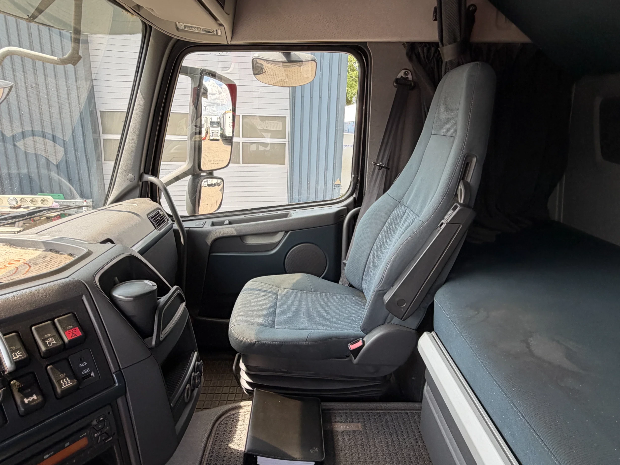 Volvo FH 2012 - 460 Globe XL *748 TKM* Euro 5 EEV 2 Tank afbeelding 23