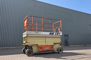 JLG 2011 - 3246ES Electric, 11.7m Working Height, 320kg Capac à vendre