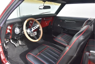 Pontiac Firebird 1968 - 400 | Volledig gerestaureerd | obrazek 4