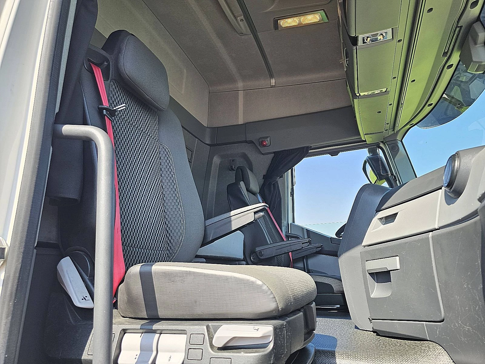 Renault 2019 - T 460 immagine 7