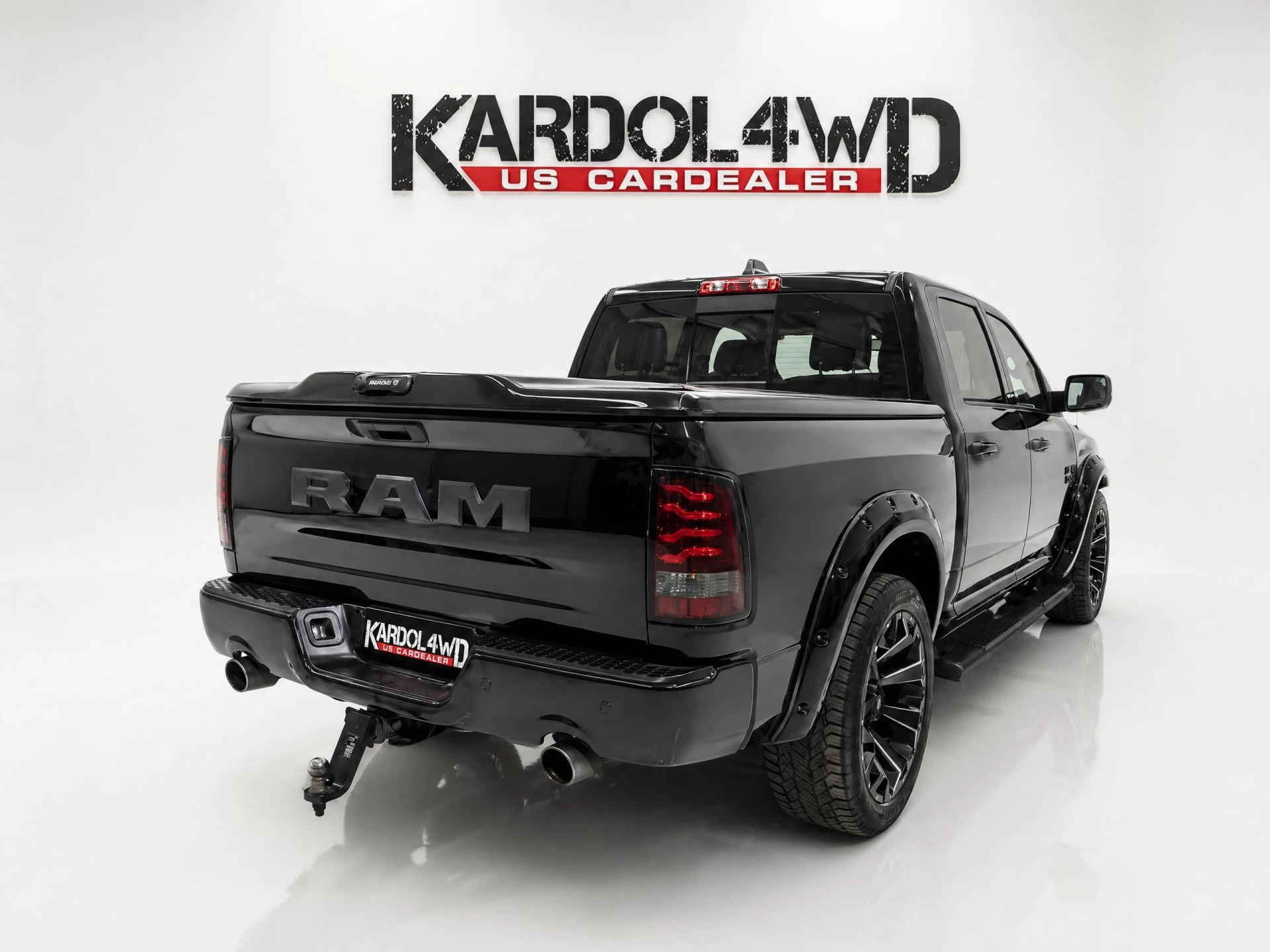 Dodge Ram 1500 2024 - 5.7 V8 4x4 Crew Cab 5'7 Laramie | Trekhaak | Tonneau cover | extra LPG 200L | Wide boddy | Fuel 22inch velgenset| afbeelding 6