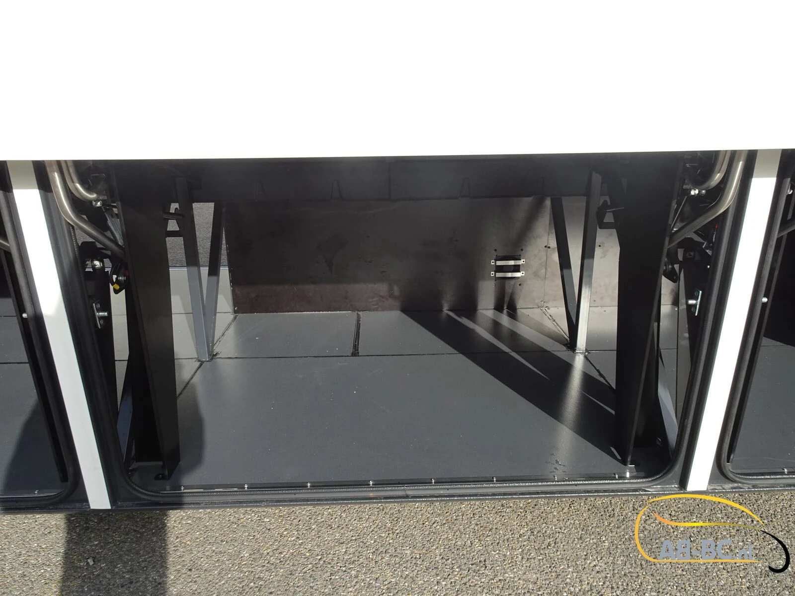 Iveco NEW 12.1 MTR Evadys, 53 Seats/WC 2 units on stock 2026 image 37