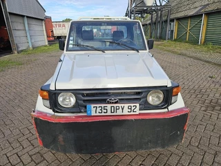 Toyota Land Cruiser 2001 - N/A image 27
