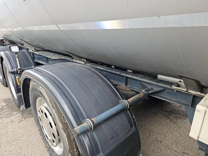 Magyar S43 EDD | MILK/ FOODSTUFF | 36000 LTR | 2 STEERING AXLE'S | DISC BRAKES. 2013 image 38