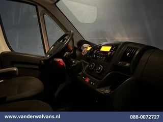 Peugeot Boxer 2022 - 2.2 BlueHDi 141pk Bakwagen 436cm Lang Laadklep Euro6 Airco | 1055kg laadvermogen | Cruisecontrol bild 15