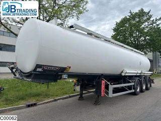 Trailor N/A 1999 - Fuel 40105 Liter, 7 Comp. image 1