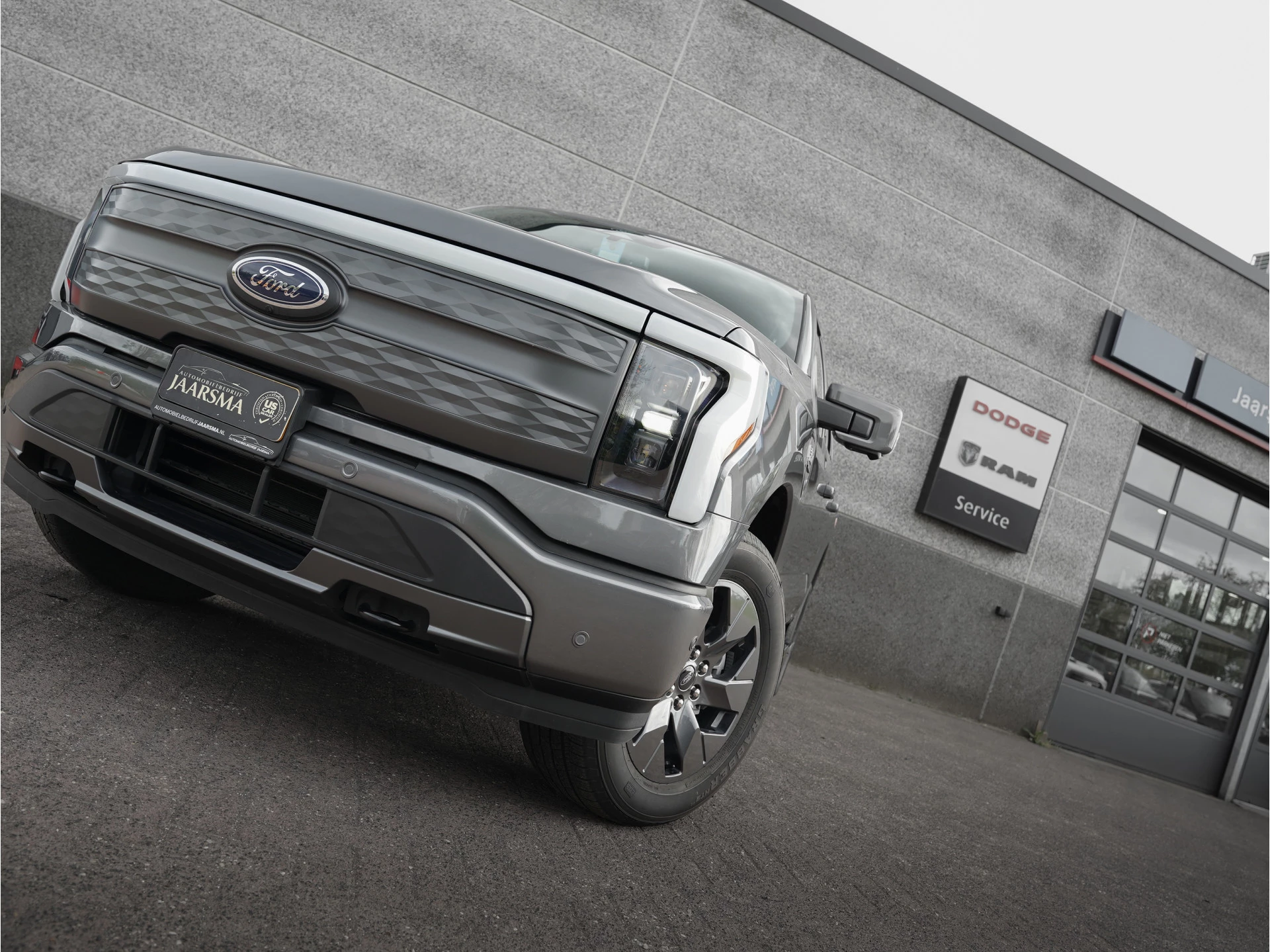 Ford F-150 2023 - Lightning Lariat Standard Range Bild 15