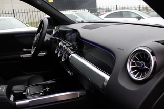 Mercedes-Benz GLB 2021 - 180 AUT7 Luxury Line 7-PERS LEDER SFEER CARPLAY TREKHAAK image 14
