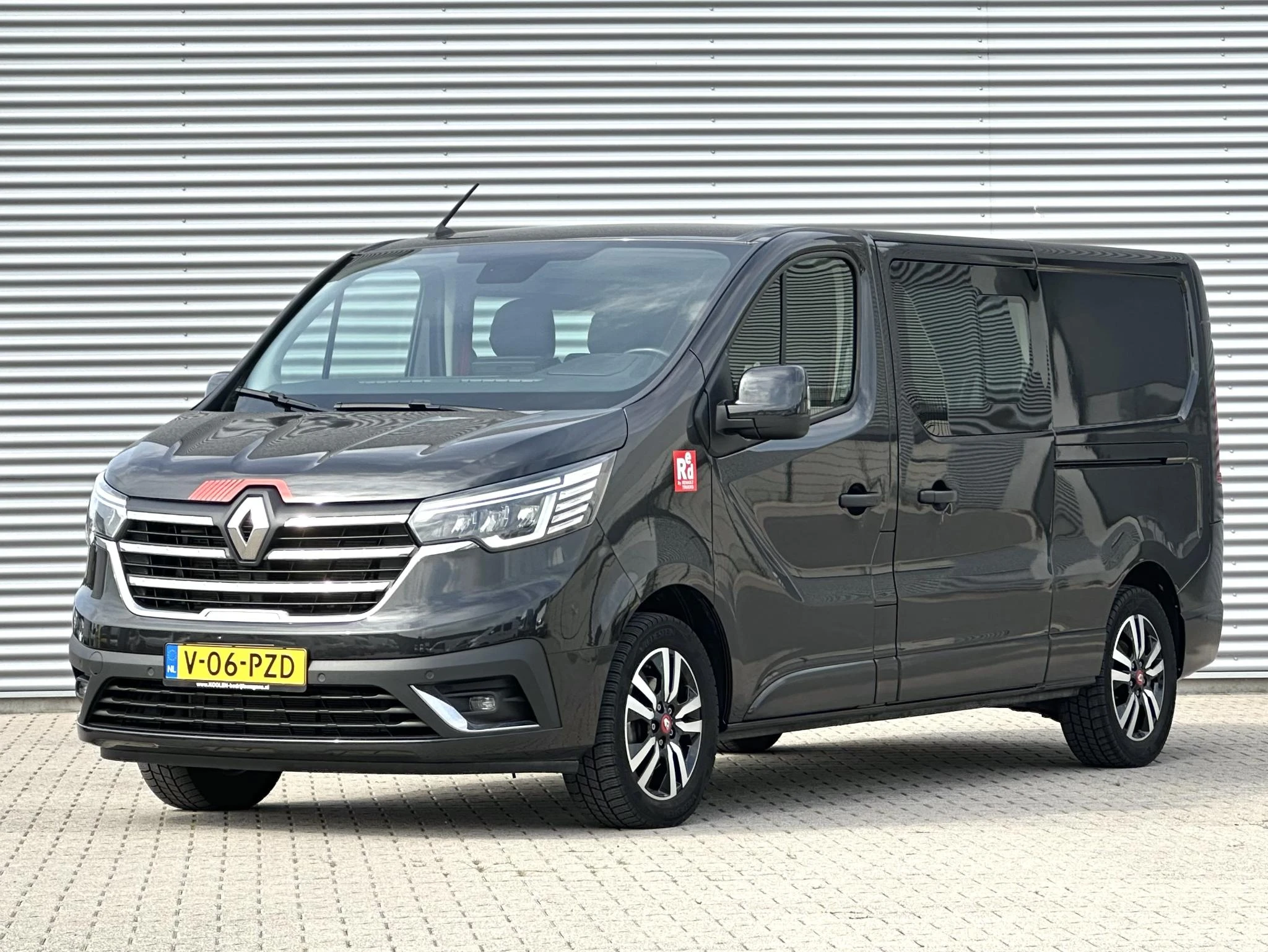 Renault Trafic 2024 - 2.0 Blue dCi 150pk L2H1 Dubble cabine DC obrázek 1