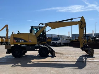 Caterpillar M313D VA - Outriggers + Blade 2012 - N/A imagen 9