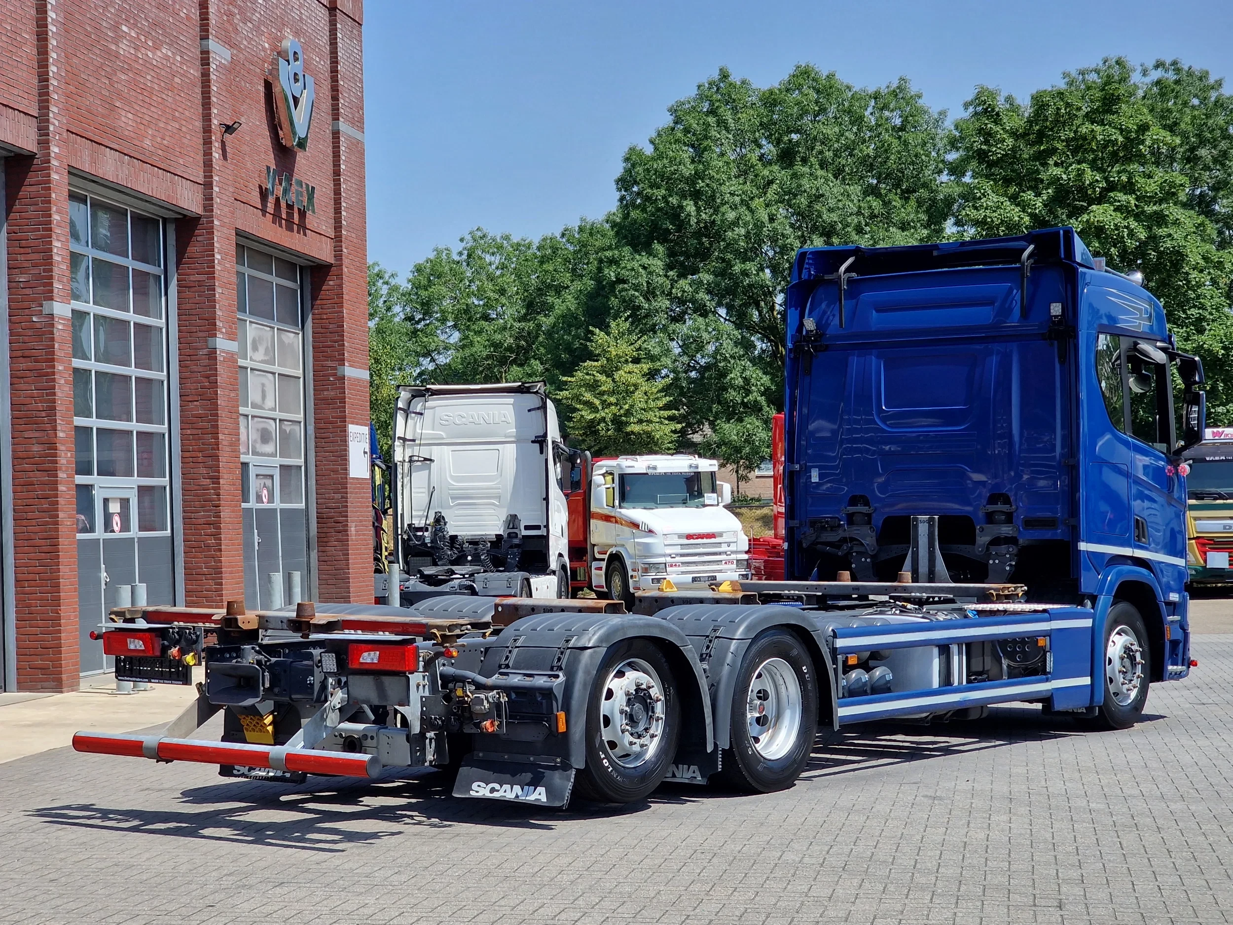 Scania R 2020 - R450 NGS 6x2*4 BDF - Retarder - Steering axle rear - Full air - Leather afbeelding 7