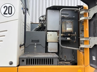 Liebherr A918 Compact Litronic 2013 - N/A image 33