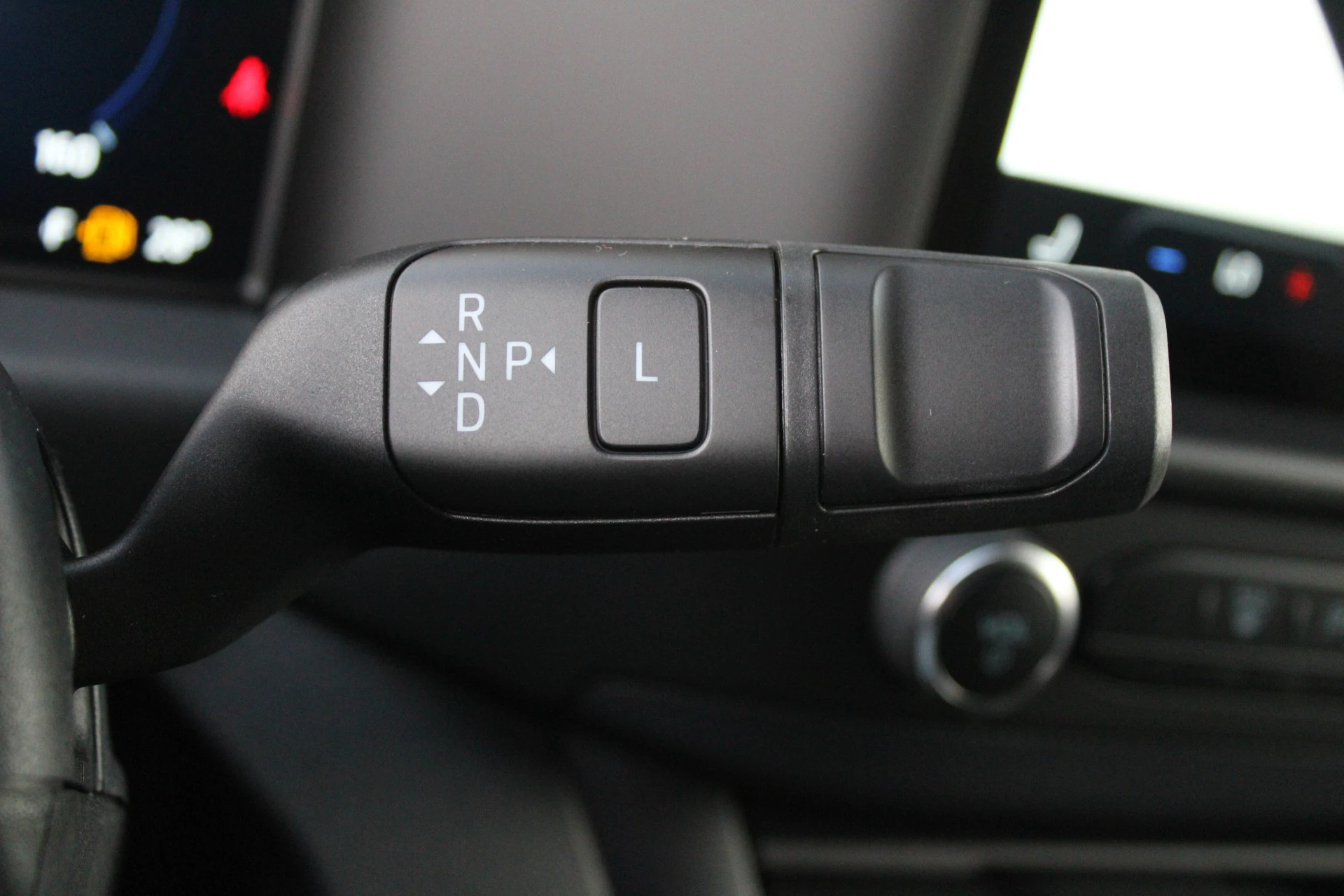 Ford Transit Custom 2025 - 320 2.5 PHEV L2H1 Trend 232pk - 5 jaar GARANTIE - 2x Schuifdeur - Adaptive Cruise - Blind Spot - Navigatie - Camera - Verwarmd Stuur - Rijklaar obrázek 21