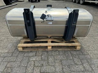 DAF N/A 2023 - 2198109 BRANDSTOFTANK+STEUNEN 450 LTR (155X68X51CM) zdjecie 3