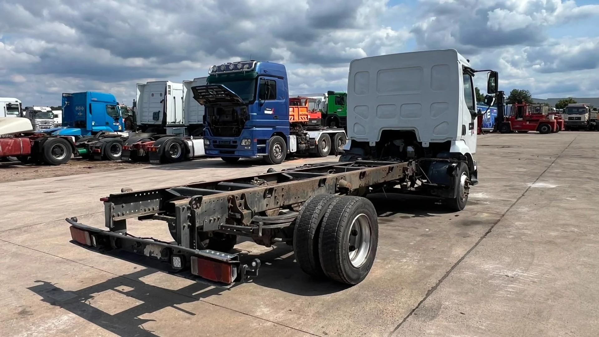 Renault Midlum 180 2004 изображение 5