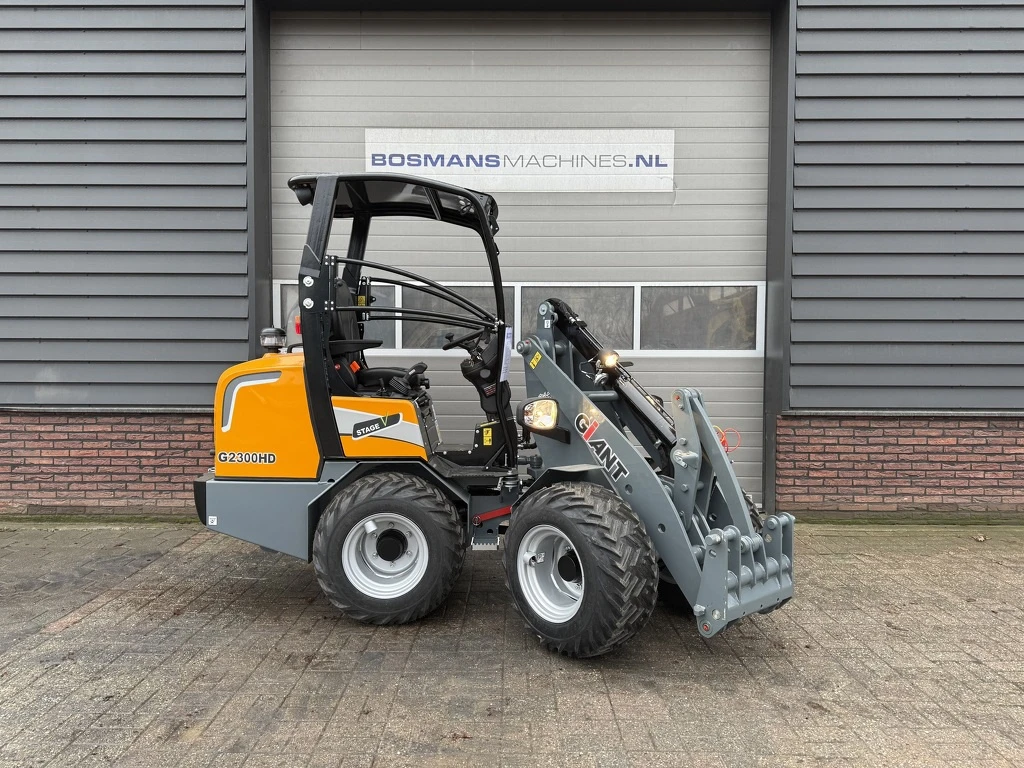 Giant G2300 HD minishovel NIEUW 2026 afbeelding 1