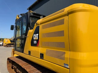 Cat N/A 2019 - 320 07B image 15