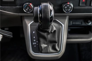 Volkswagen Transporter 2020 - T6.1 2.0 TDI L2H1 | DC | Bulli | 200PK | Leder | Carplay | Virtual | Adapt Cruise obrazek 24