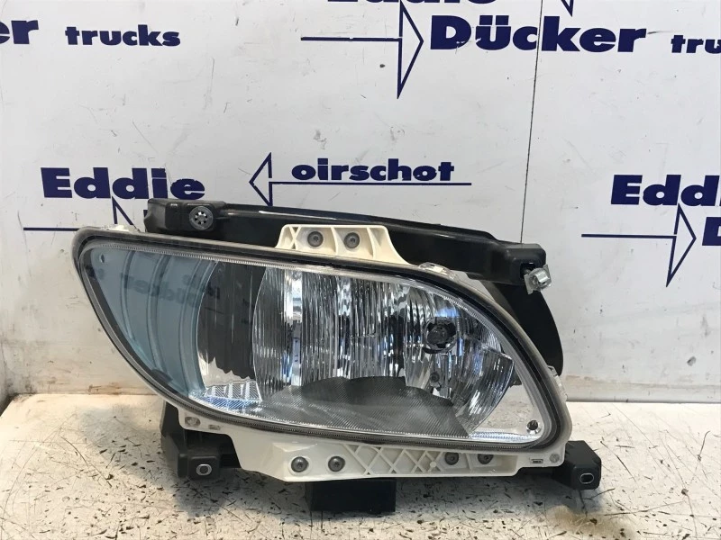 DAF - 1835887-2032704 MISTLAMP RECHTS (NIEUW) afbeelding 1