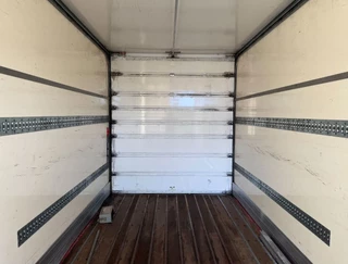 Trias N/A 2010 - 812-190           THEO MULDER ISOLATED BOX              DISC BRAKES             TAIL LIFT imagem 17