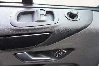 Ford Transit Custom 2023 - 300L 2.0 TDCI 130PK L2H1 Limited Active Edition DEMO image 27