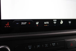 Ford Transit Custom 2026 - 340 2.5 PHEV L2H1 Kombi Trend 9 zits - 2x Schuif - Navi - Trekhaak - LED - Stoel-stuurverwarming - Prijs exclusief BTW - Rijklaar image 31