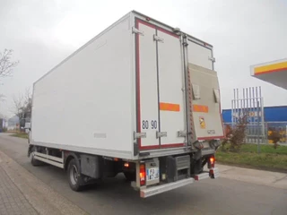 Renault D 2020 - 210 FRIGO MANUAL GEARBOX zdjecie 16