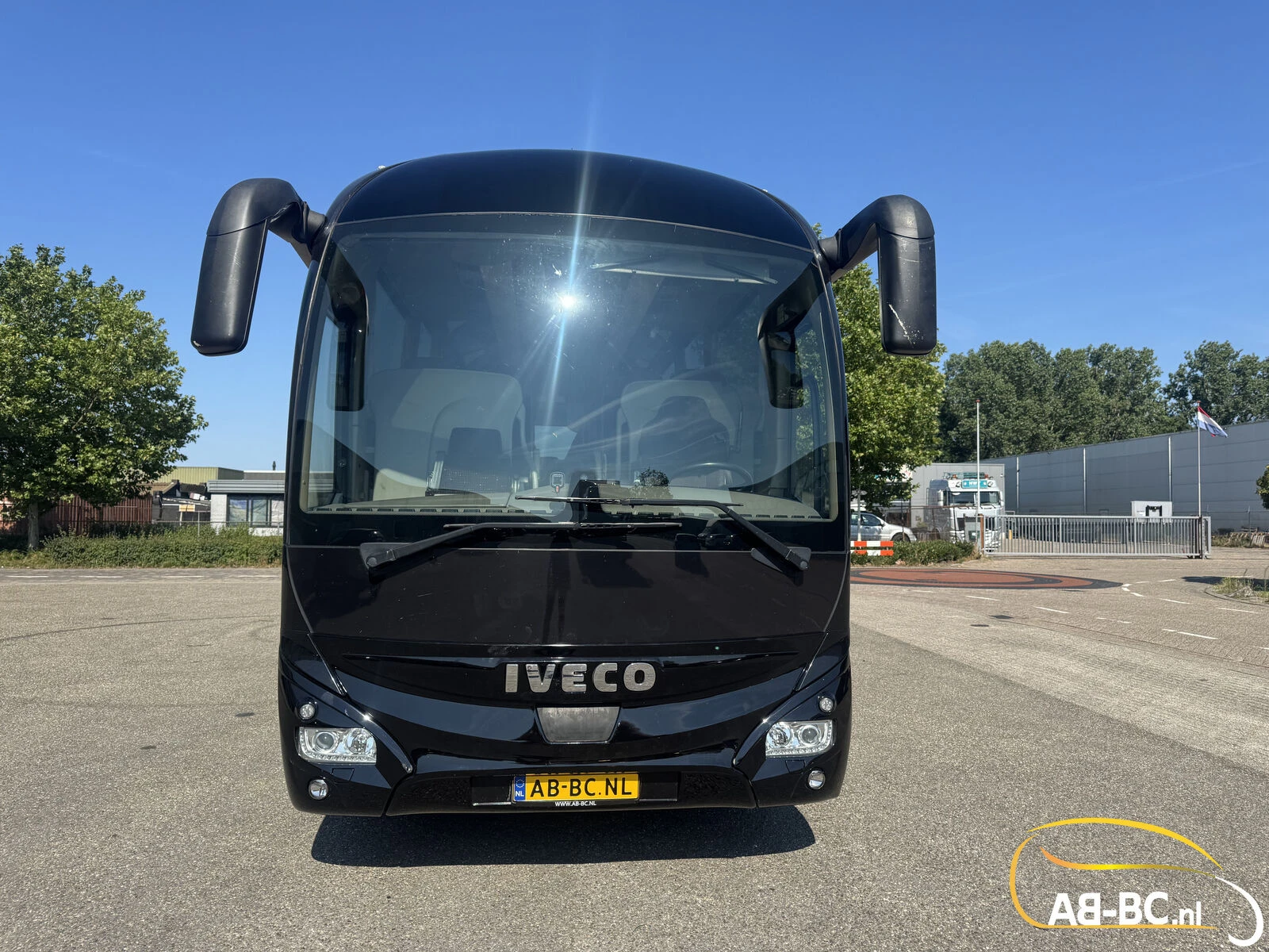 Iveco Magelys 51 Seats EURO 6 2016 image 7