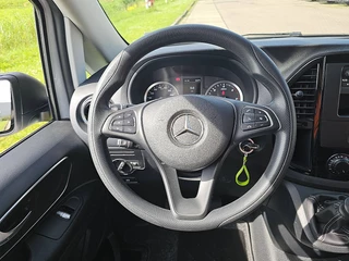 Mercedes-Benz Vito 2022 - 114 obrazek 11