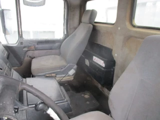 MAN F2000 2000 - 35-364 , Manual , 8x4 , 3 way tipper , Spring suspension obrazek 12