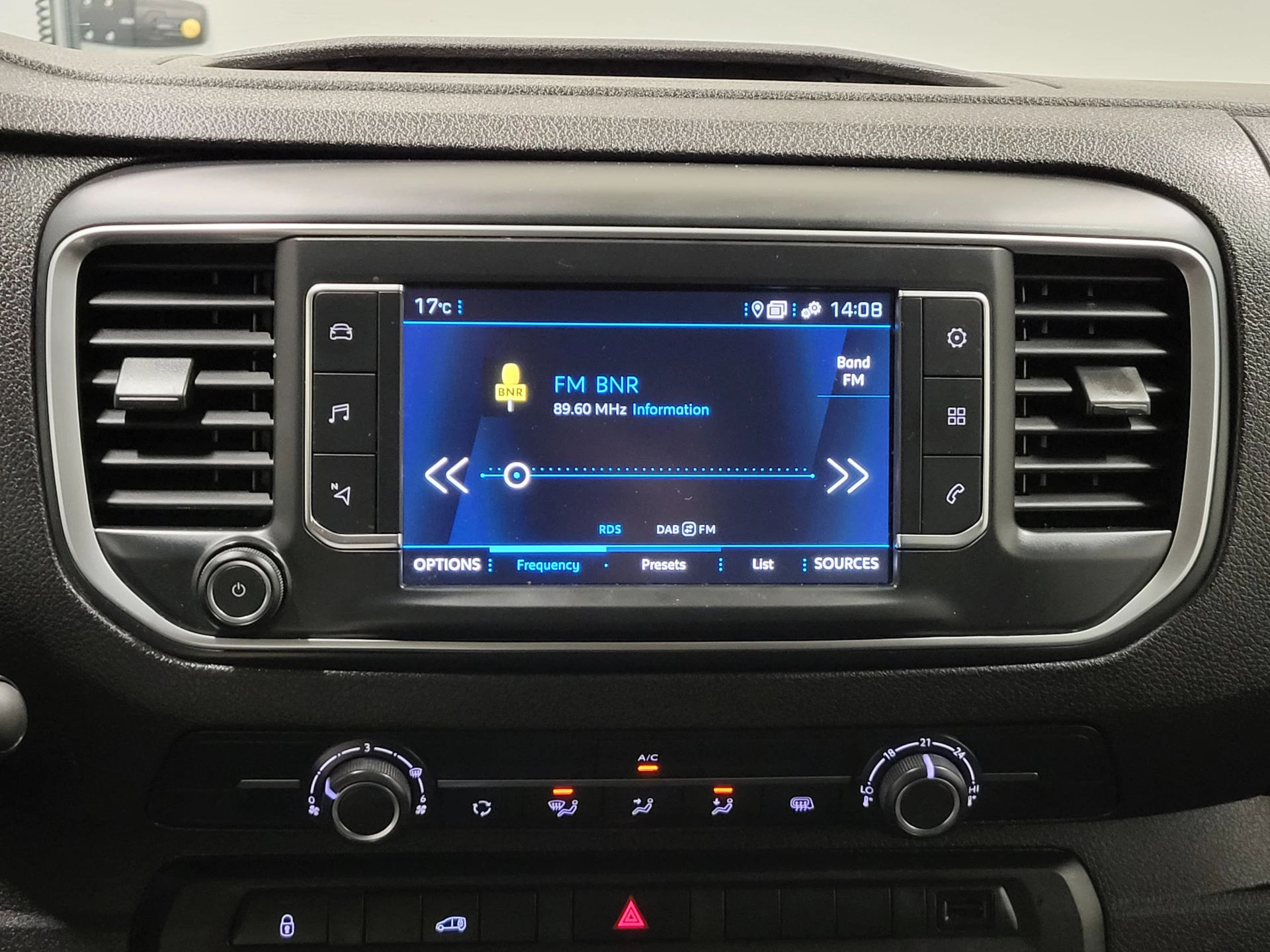 Peugeot Expert 2024 - 2.0BlueHDI 145pk L3/H1 Automaat Euro 6! image 11