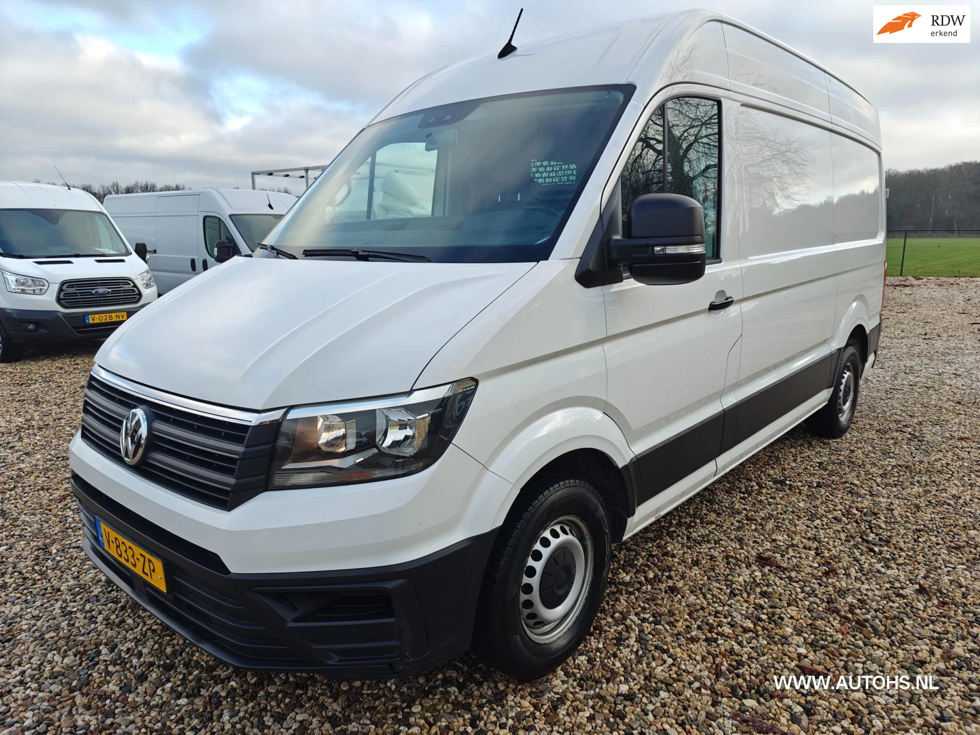 Volkswagen Crafter 2019 - 35 2.0 TDI L3H3 EL Highline , Euro 6 , 1e Eig. 3000 KG trekkracht , mooie bus , cruise , camera. image 1