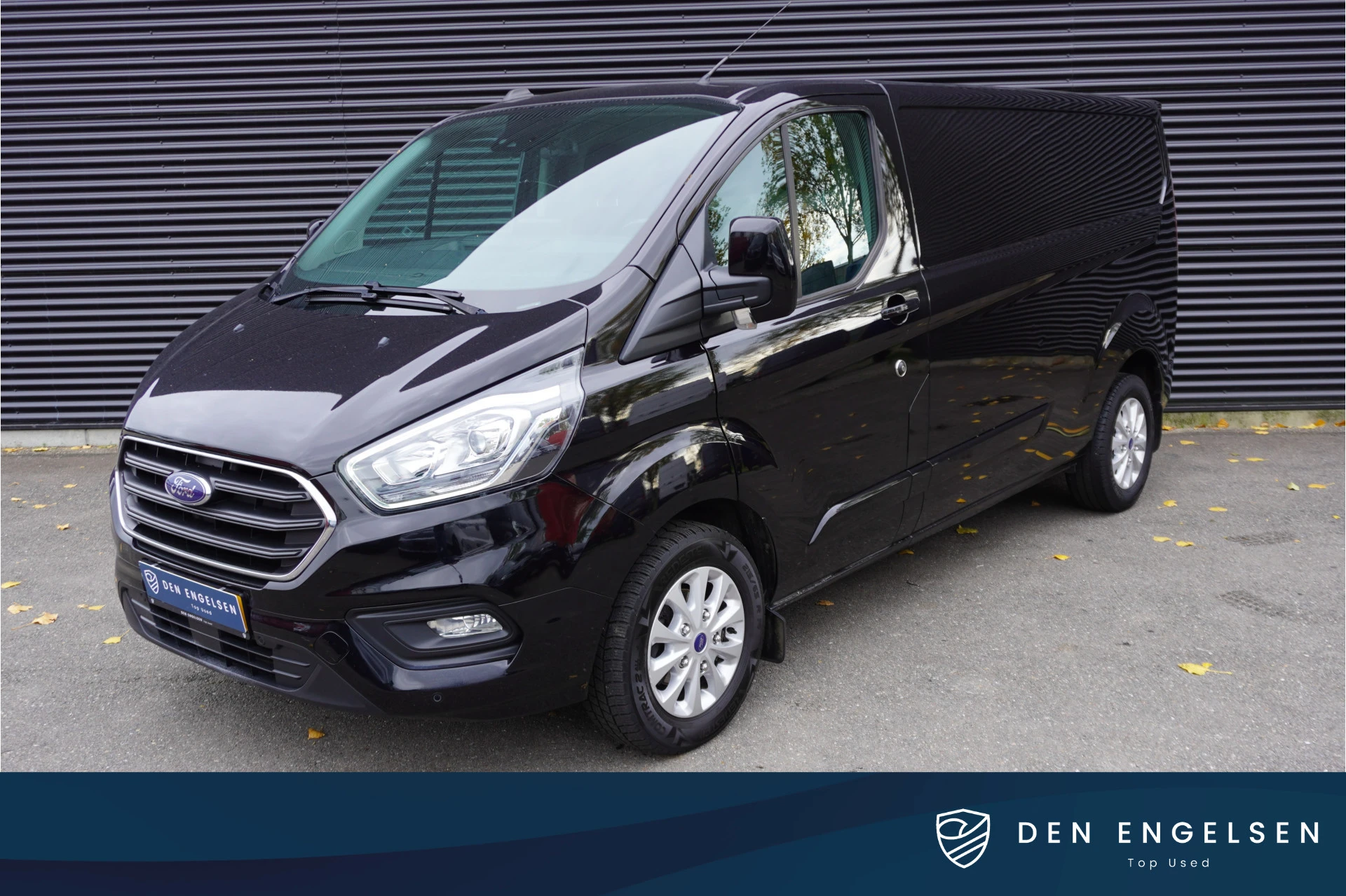 Ford Transit Custom 2023 - 300 170pk Automaat L2H1 Limited Apple Carplay Camera Parkeersensoren Trekhaak Cruise control Steolverwarming image 1