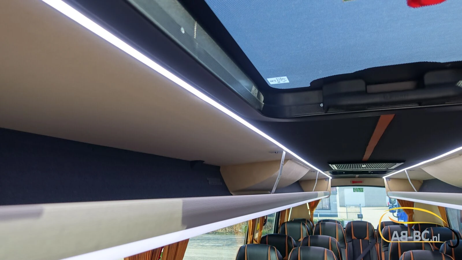Iveco Rosero First Busworld Edition 31 Seats EURO 6 2026 afbeelding 68