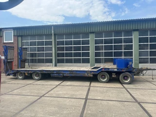 Diversen N/A 2006 - MUELLER-MITTELTAL, 4 AXLE, DOUBLE HYDRAULIC RAMPS. obrazek 2