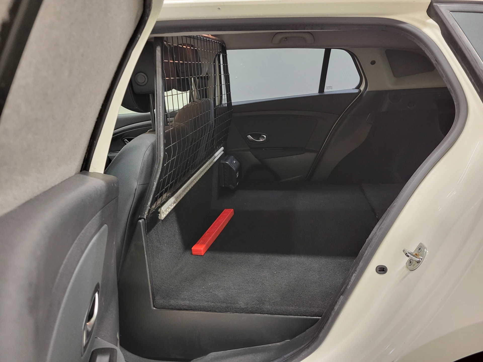 Renault Mégane 2011 - 1.5dCi Airco Grijs kenteken Marge! Bild 6