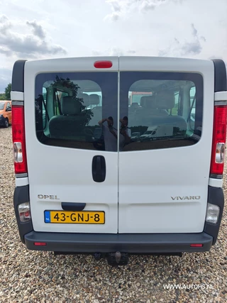 Opel Vivaro 2008 - Combi 2.0 CDTI 9 persoons , Apk mei 2027 , Nette bus , lage km , geen btw. obrazek 4
